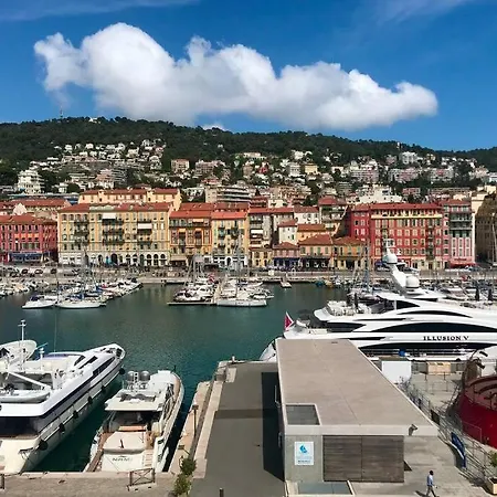 Exceptionnel Sur Le Bassin Du Port De Nice Vue Mer Apartmán